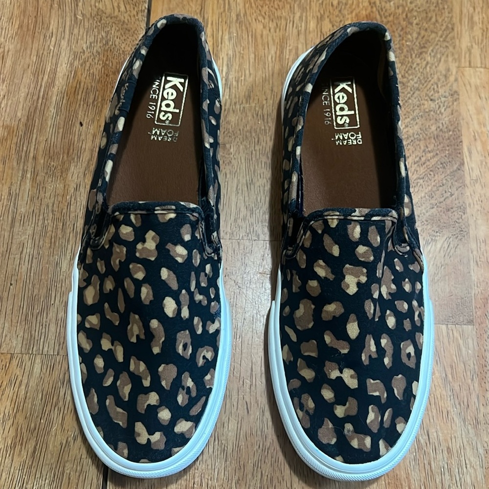 KEDS LEOPARD PRINT SLIP ONS